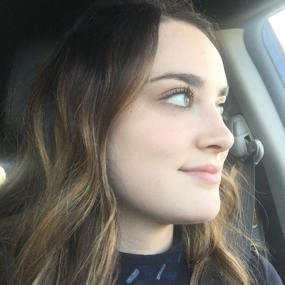 Meet your Posher, Miranda - Picture 2 of 2